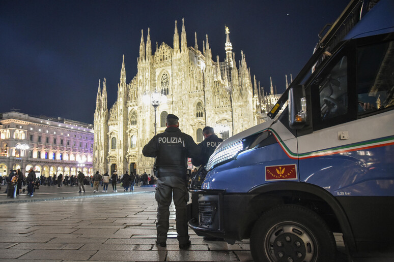 Violenze Capodanno, ipotesi è fenomeno molestie collettive