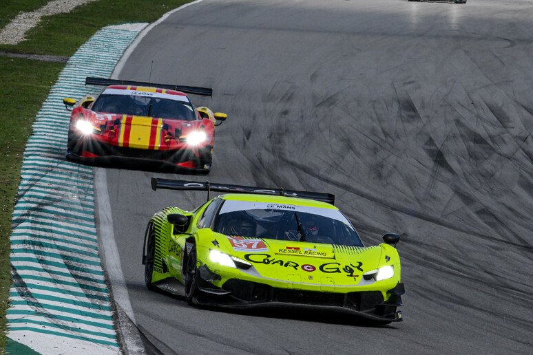 La Ferrari 296 GT3 centra la vittoria numero 100 a Sepang - RIPRODUZIONE RISERVATA