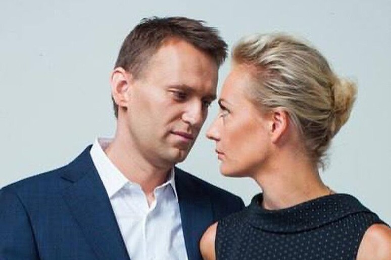 Navalny per San Valentino alla moglie, sento che sei vicina -     RIPRODUZIONE RISERVATA