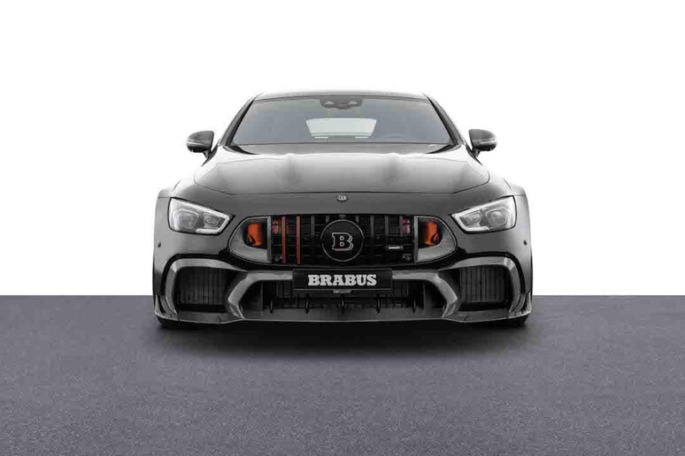 Brabus Rocket 1000, Mercedes “razzo” in serie limitata © ANSA/Brabus