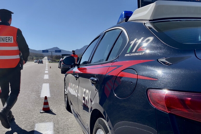 a77f64a16b3e54dcce04714f82ac7d86 Con l'auto rubata non si ferma all'alt, arrestato a Tortolì