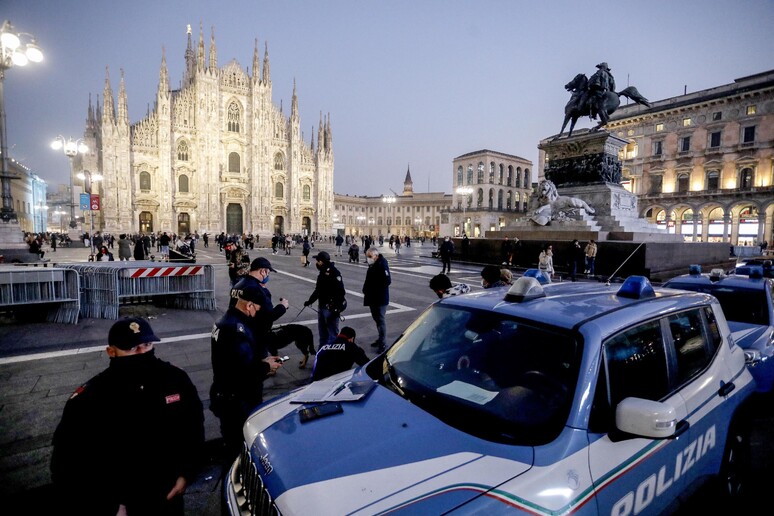 Il Duomo di Milano. Immagine d 'archivio - RIPRODUZIONE RISERVATA