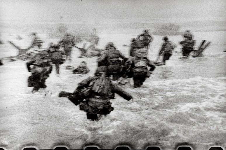 8dd6eed4f2637a18122c04f5c8bd1e7d In mostra a Cagliari le fotografie 1932-1954 di Robert Capa