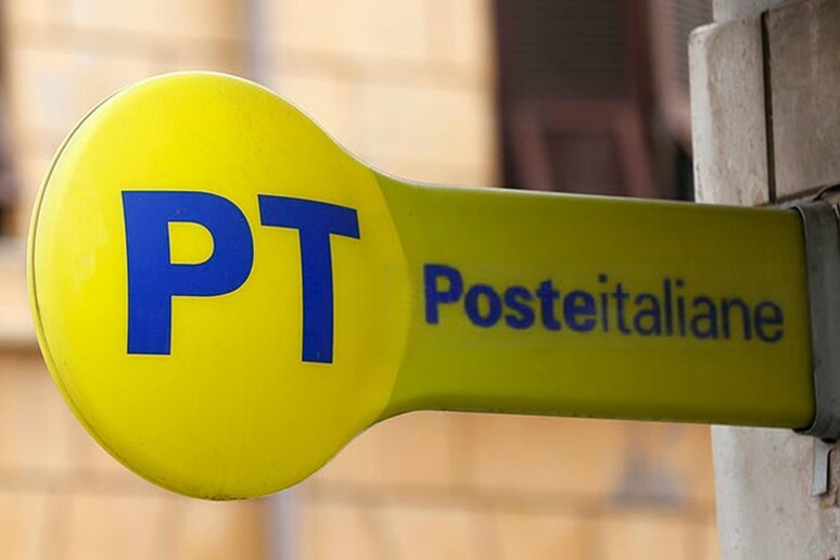 Poste italiane, 71 milioni di pacchi in 90 giorni - RIPRODUZIONE RISERVATA
