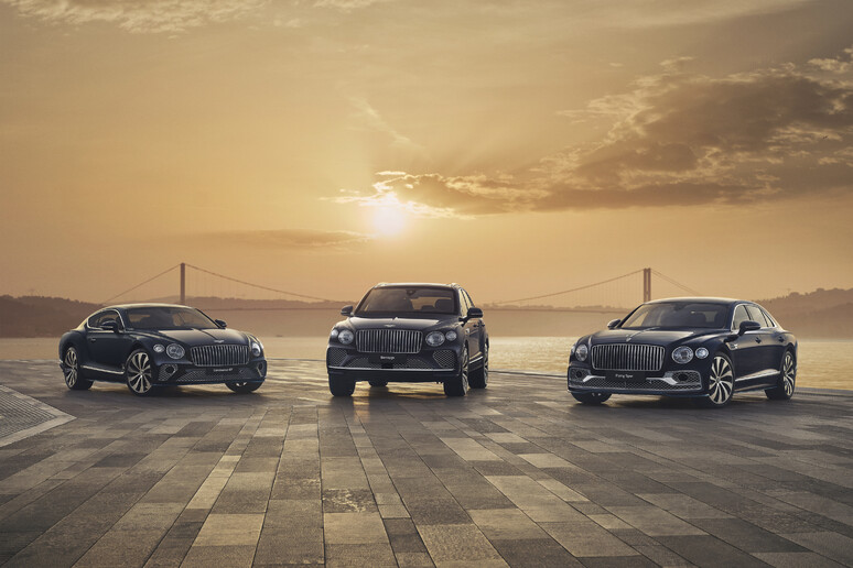 Una serie speciale Bentley dedicata alla città di Istanbul - RIPRODUZIONE RISERVATA