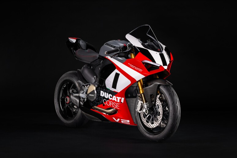 La storia Ducati rivive con la Panigale V2 Superquadro © ANSA/Ducati