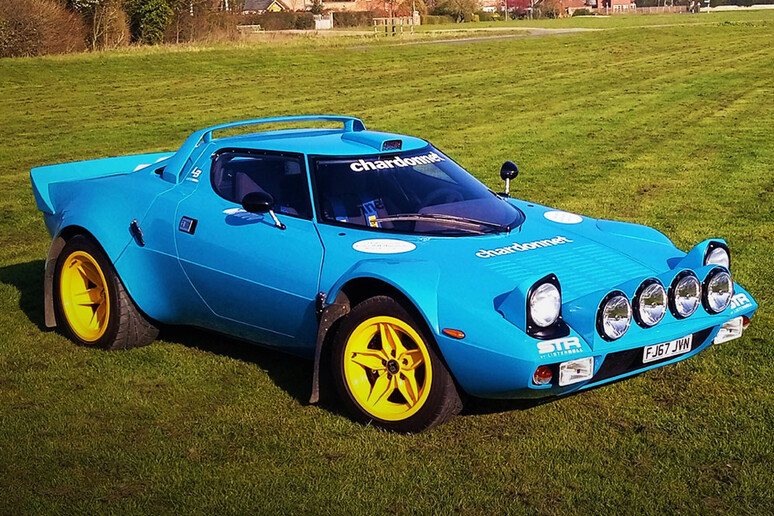 Da LB Specialist Cars restomod Stratos ma con V6 Alfa Romeo - RIPRODUZIONE RISERVATA