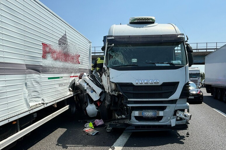 Incidente in A14 nel Bolognese - RIPRODUZIONE RISERVATA