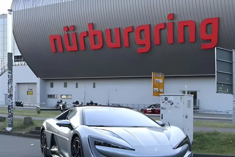 Yangwang U9 completa 6 mesi di test al Nürburgring - RIPRODUZIONE RISERVATA