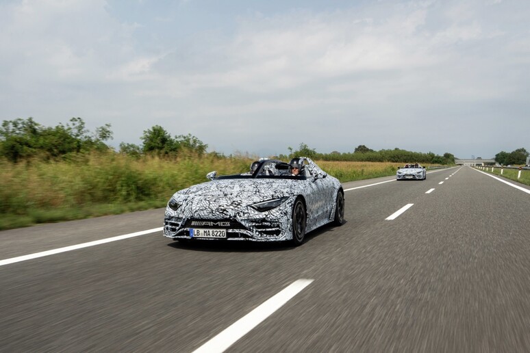 Ultimi test per la Mercedes-AMG PureSpeed - RIPRODUZIONE RISERVATA