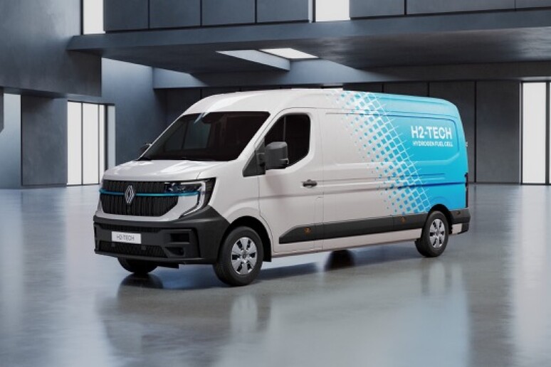 Renault Master ad Hannover in versione H2-Tech Prototype - RIPRODUZIONE RISERVATA