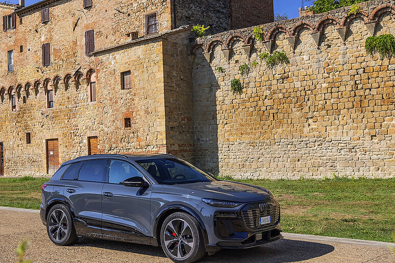 D-Suv Q6 e-Tron, baluardo per avanzata delle elettriche Audi - RIPRODUZIONE RISERVATA