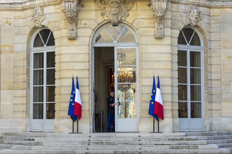 Media francesi, 'trovato l'accordo per il governo Barnier'