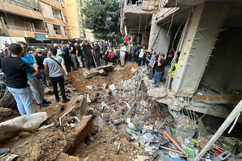 Attacco israeliano nella roccaforte di Hezbollah a Beirut © ANSA/AFP