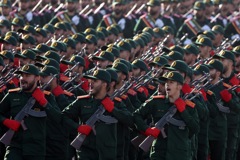 Settimana della Difesa Sacra, in commemorazione della guerra Iran-Iraq © ANSA/EPA