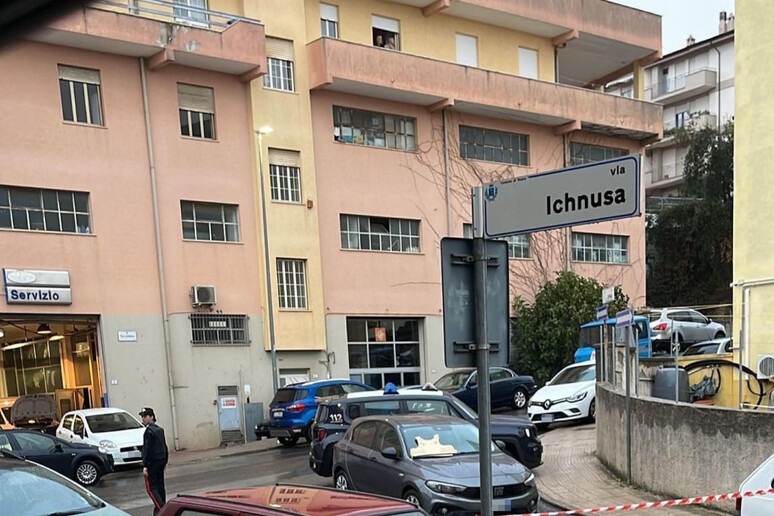 Strage in famiglia a Nuoro, 3 morti e 4 feriti - RIPRODUZIONE RISERVATA