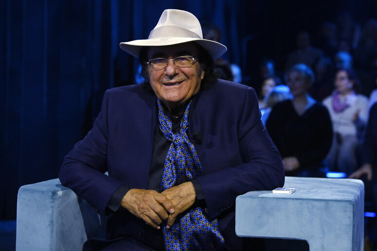 Al Bano smentisce illazioni, 'nessun problema grave di salute'