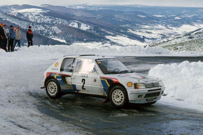 Rally Monte-Carlo, l 'impresa di Ari Vatanen del 1985 - RIPRODUZIONE RISERVATA