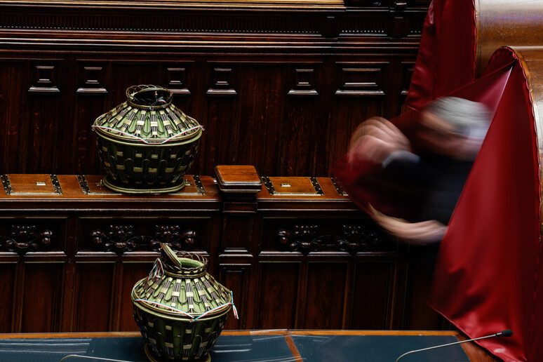 Nuova seduta del Parlamento per la Consulta il 23 gennaio