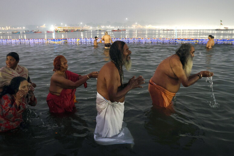 India, allarme per qualità acqua nel luogo del Kumbh Mela