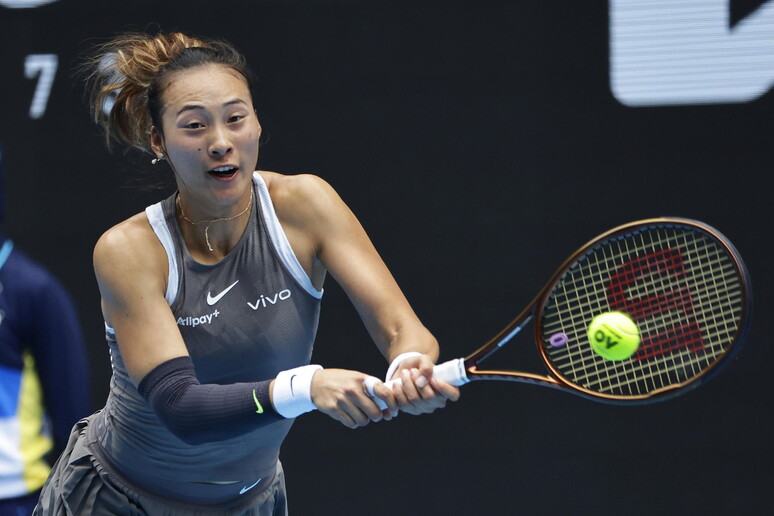 Australian Open: fuori la cinese Zheng, finalista nel 2024