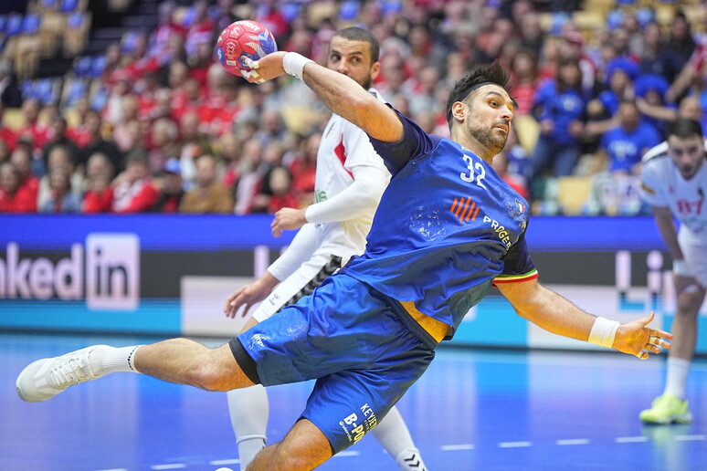 Pallamano: Mondiali;Italia-Algeria 32-23,azzurri al 'main round'