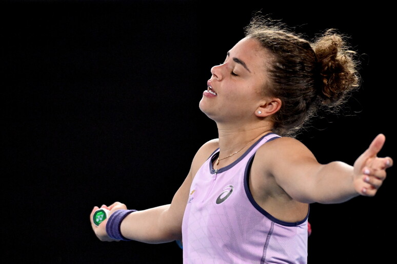 ++ Australian Open: Paolini eliminata, Svitolina agli ottavi ++