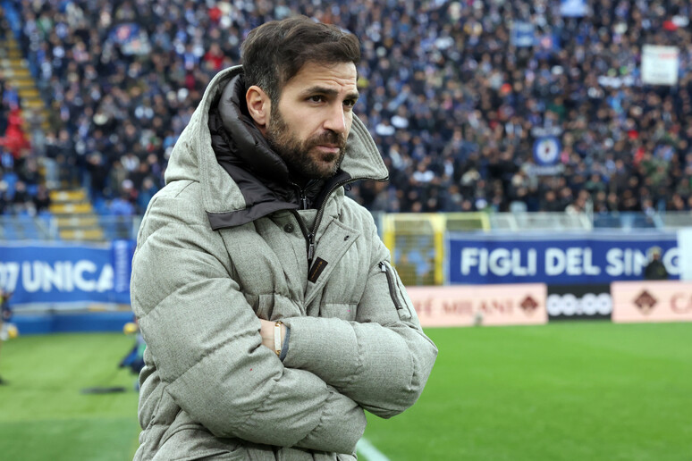 Calcio: Como; Fabregas, coraggiosi per giocare la nostra partita