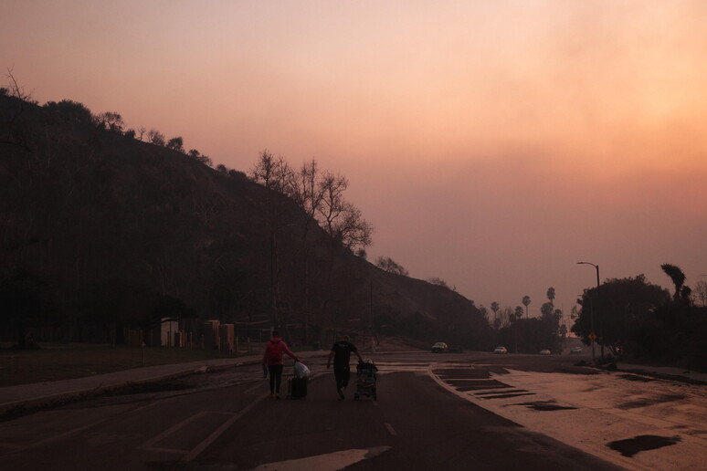 A Los Angeles 180mila sotto ordine di evacuazione