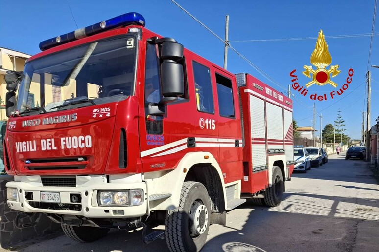 Crolla balcone, morto giovane durante lavori a casa fidanzata